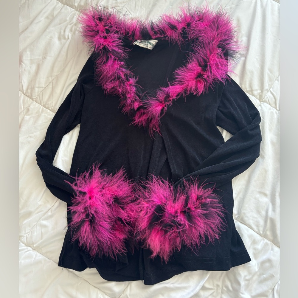 2000s pink fur trimmed cardigan